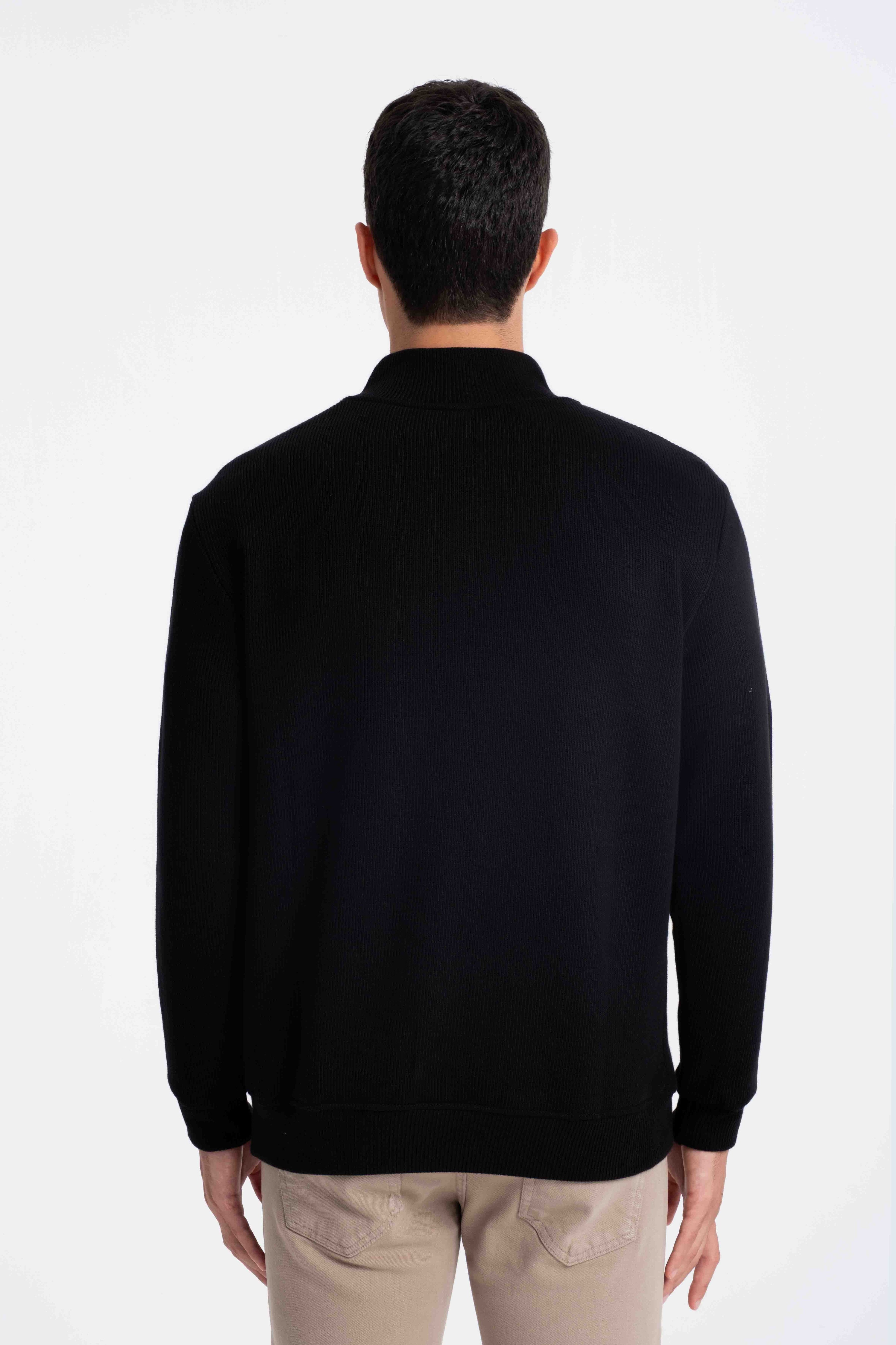 9551 JS DİK YAKA GİPELİ SELANİK SWEAT -R - Color: SİYAH