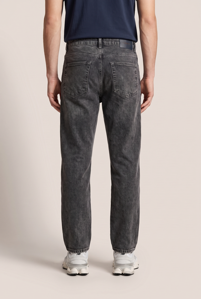 Milano Slim Tapered Jean (5901-C90)
